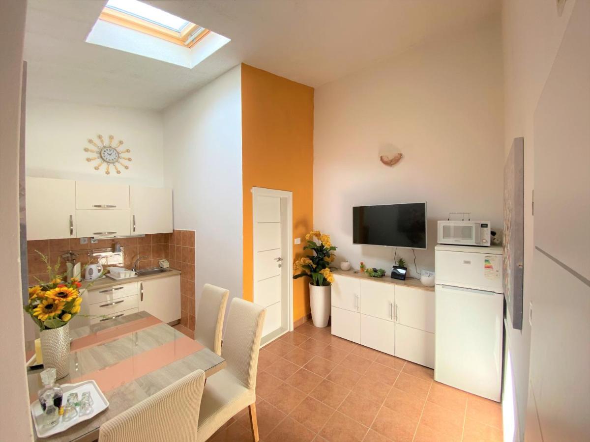 Apartment Beach ماكارسكا المظهر الخارجي الصورة
